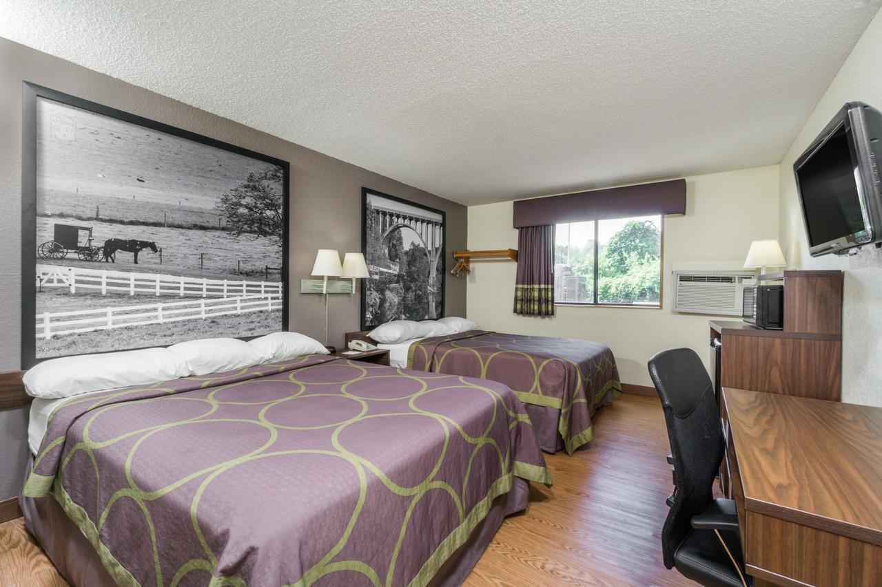Super 8 By Wyndham Zanesville Exterior foto